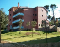 Aparthotel Del Golf (Sant Cugat del Vallés, Spain)