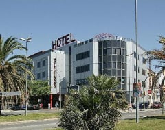 Hotel Sercotel Domo (Vilafranca del Penedès, Spain)