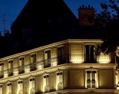 Hotel Marceau Champs Elysees (Paris, France)
