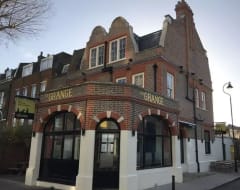 Hotel The Grange Pub (London, United Kingdom)