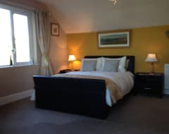 Hotel Merwerydd Guest Accommodation (Aberaeron, United Kingdom)