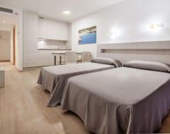 Hotel Sol y Vera Apartments (Magaluf, Spain)