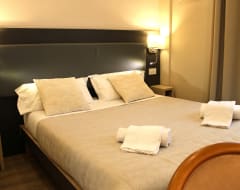 Hotel Victoria Cuneo (Cuneo, Italy)