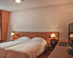 Hotel Residence Europe & Spa (Clichy, France)