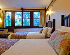 Hotel Disney Sequoia Lodge (Coupvray, France)