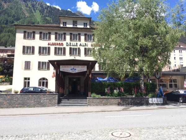 Hotel des Alpes - Restaurant & Bar