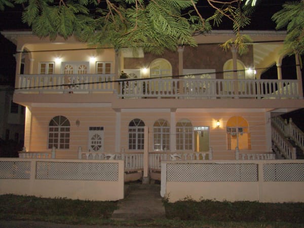 Alfreds Diamond Villa