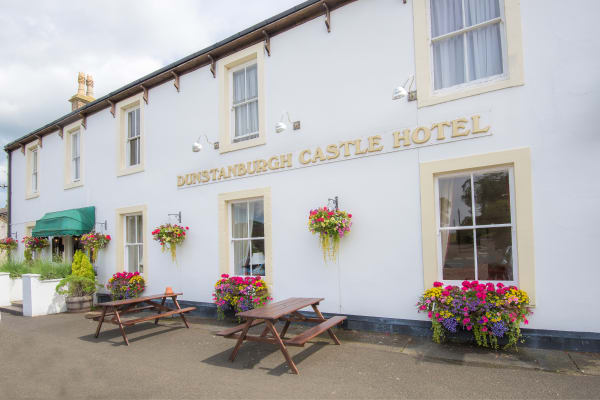 Dunstanburgh Castle Hotel