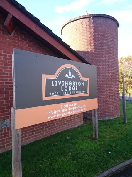 Livingston Lodge Hotel