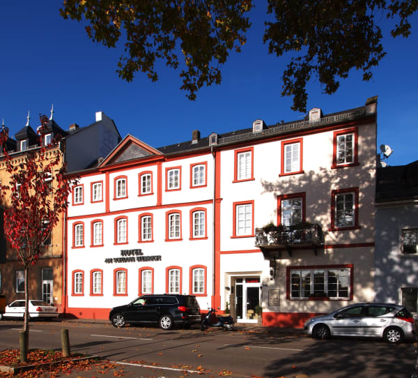 Am Schloss Biebrich