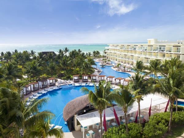 Azul Beach Resort Riviera Cancún by Karisma