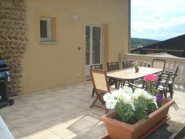 Gîte Spacious, Comfortable, Quiet In The Heart Of The Hills
